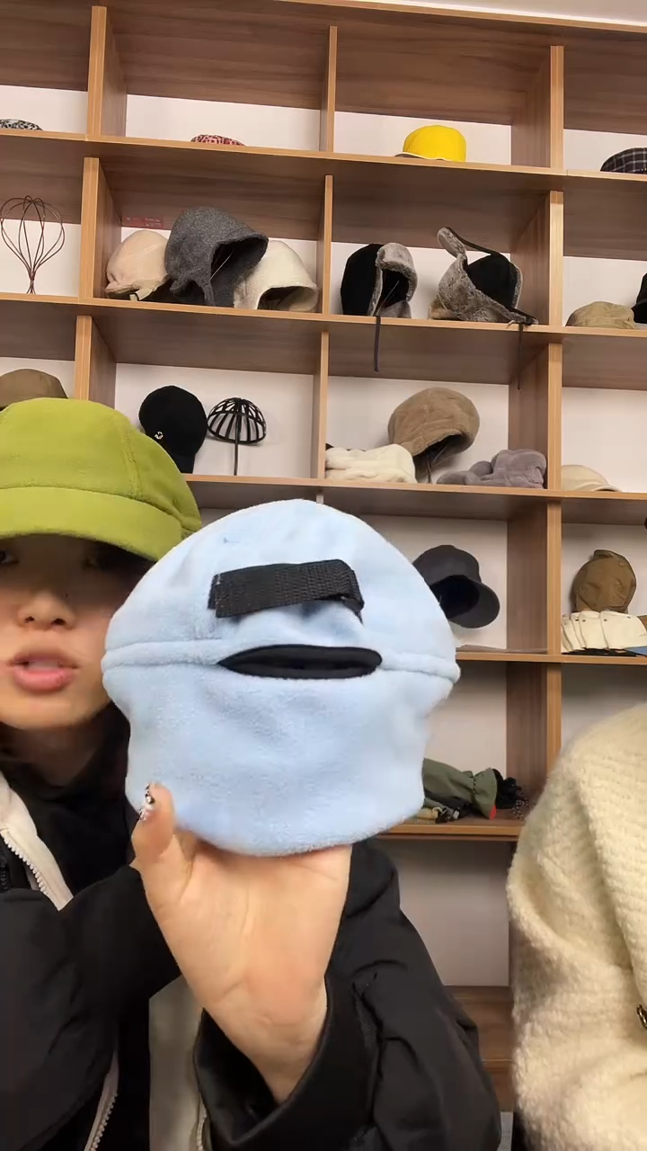 头层牛皮革滑雪帽