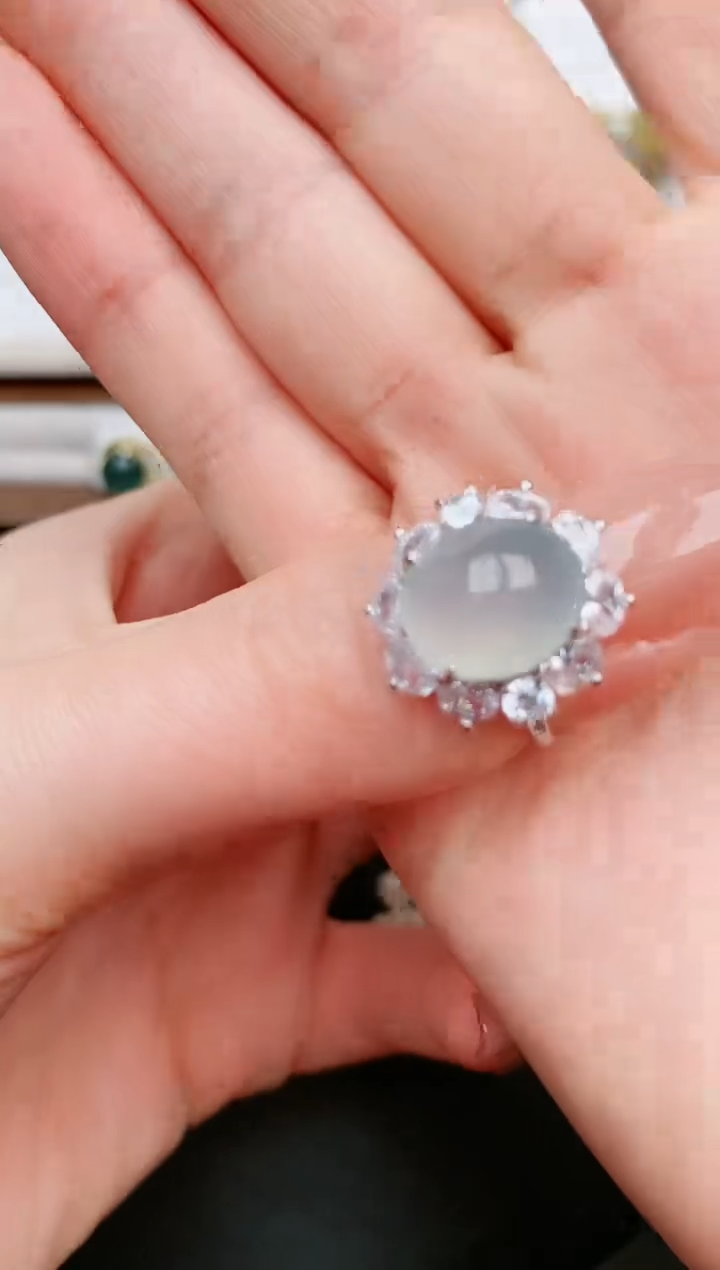 【闪购商品】翡翠戒指银S925镶嵌....