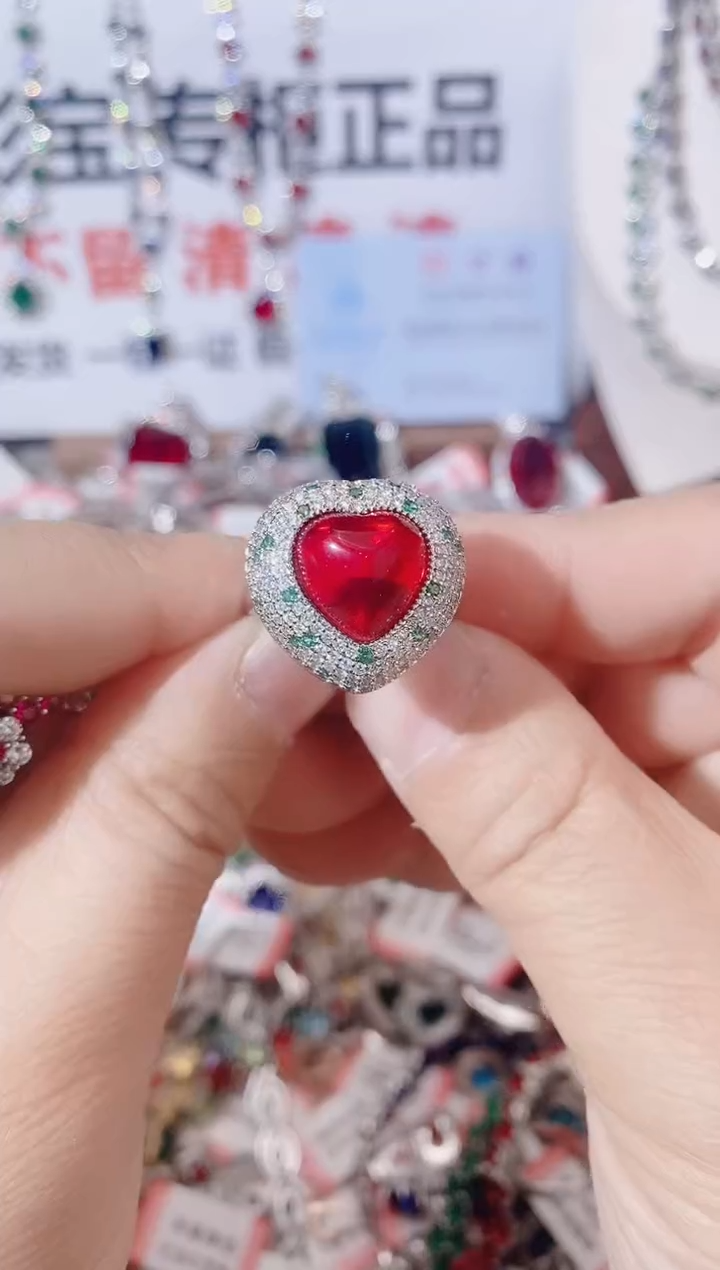 未镶嵌戒指红宝石 