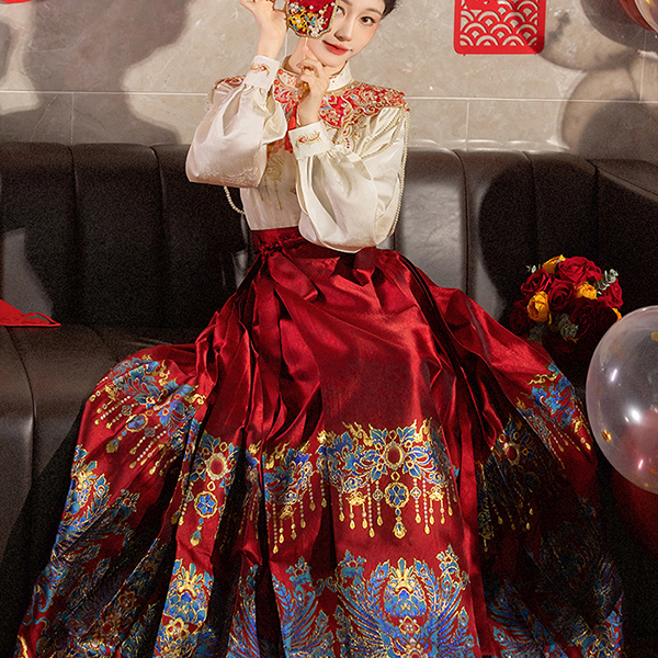 【翠鸾马面裙】妆花马面女裙婚服敬酒服刺绣中式日常汉服套装糖糖