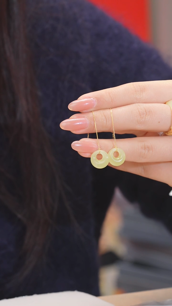 【闪购商品】和田玉耳饰18K金镶嵌多样性发@@W5211