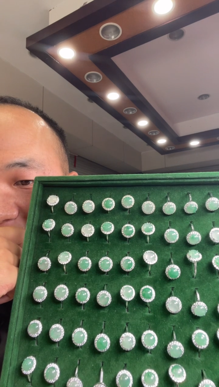 【闪购商品】石英质玉戒指合金戒指