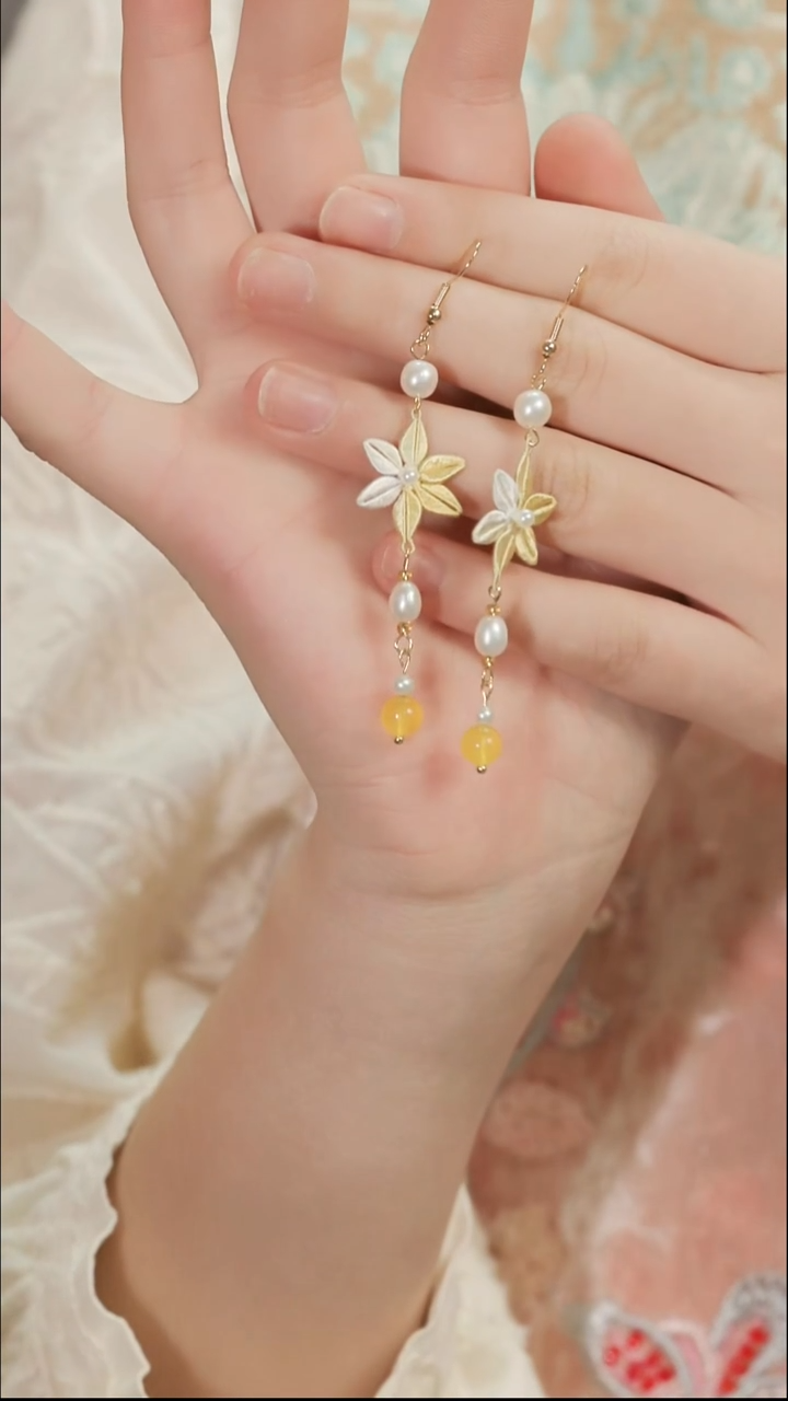 刺绣湘传礼纯手工耳饰