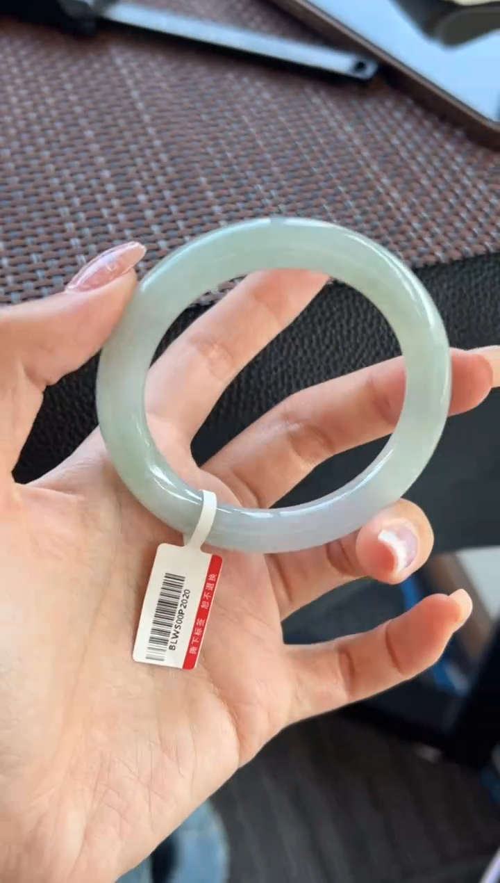 【闪购商品】翡翠手镯未镶嵌53号54.2*11.1*10.9