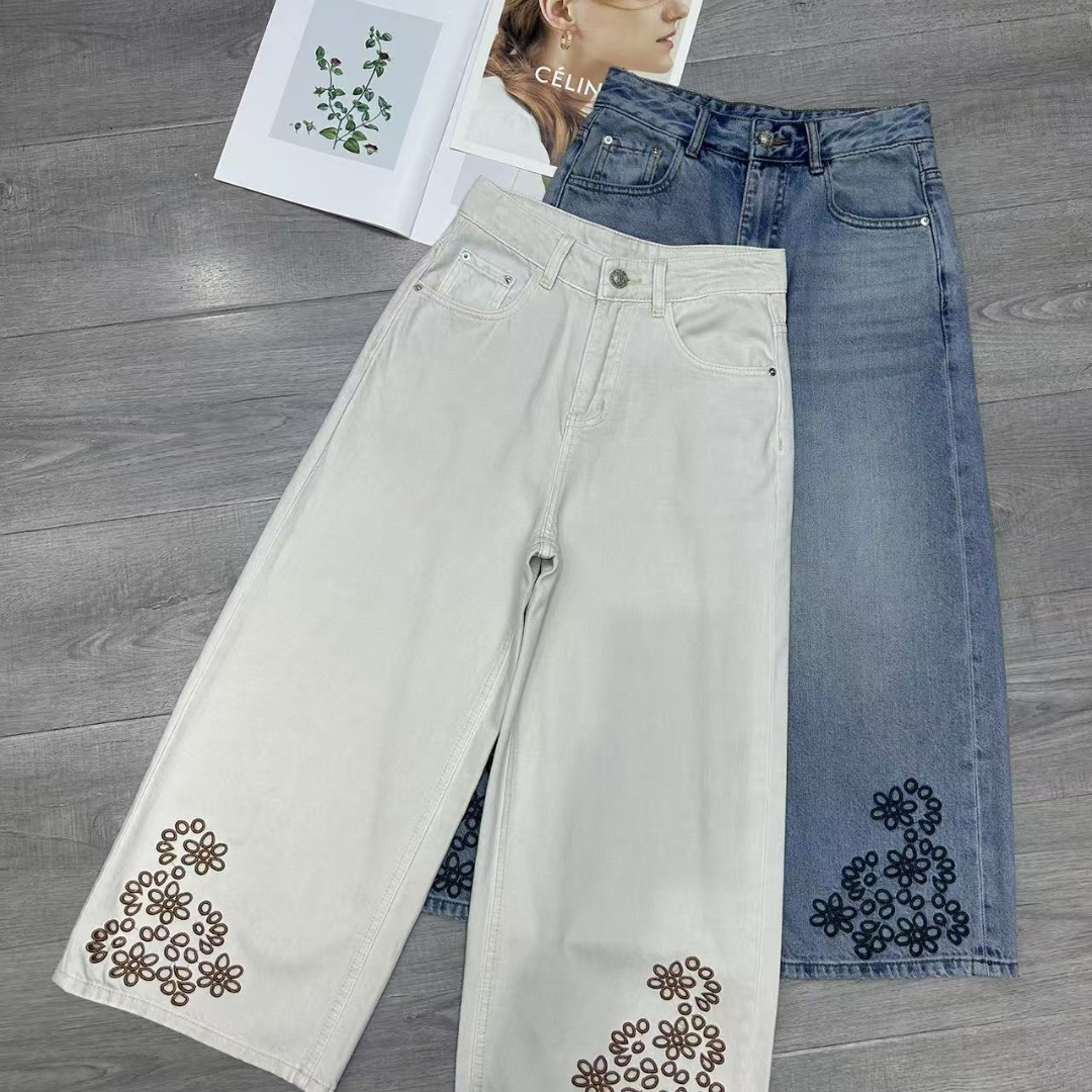 D50204南油爆款刺绣镂空八分牛仔直筒裤