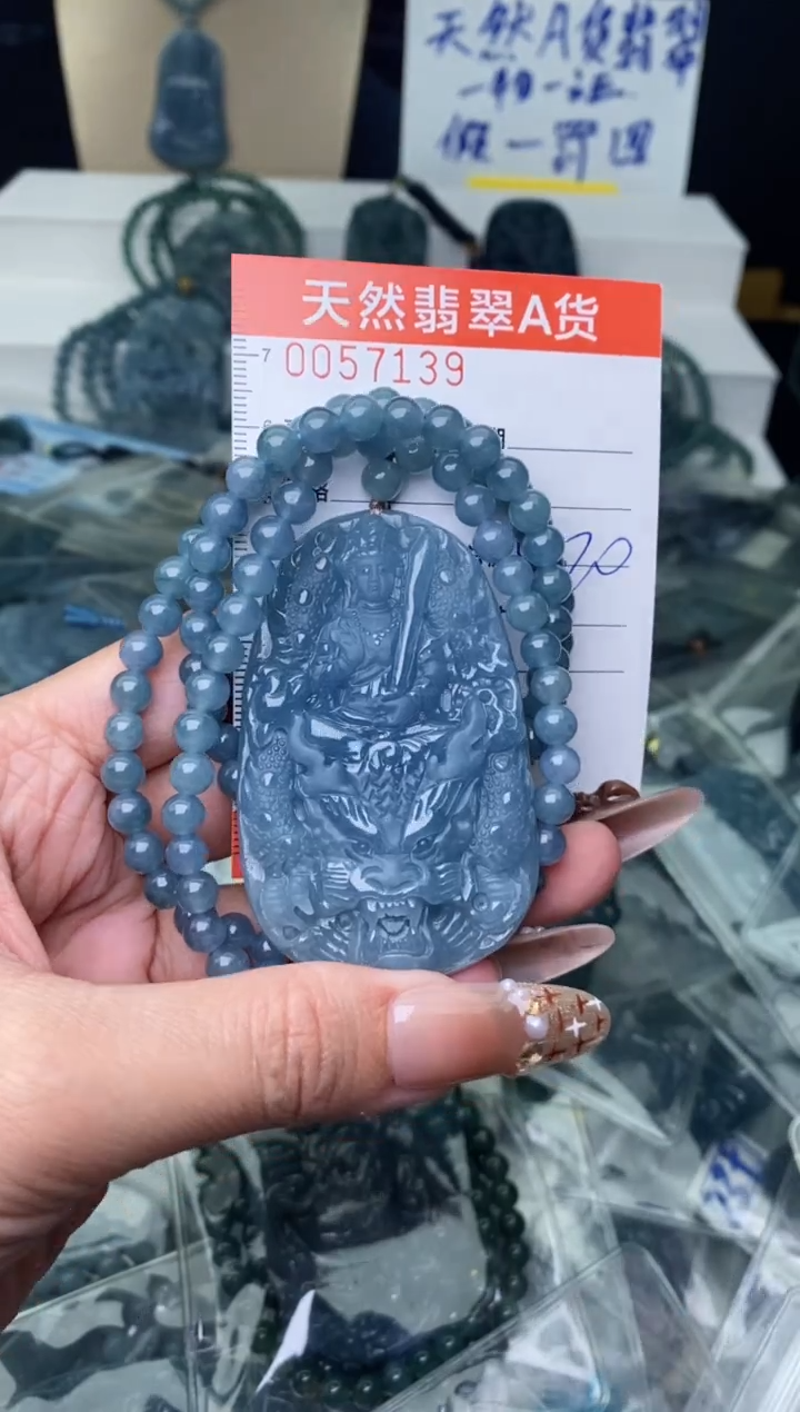 【闪购商品】翡翠颈饰未镶嵌``````````````