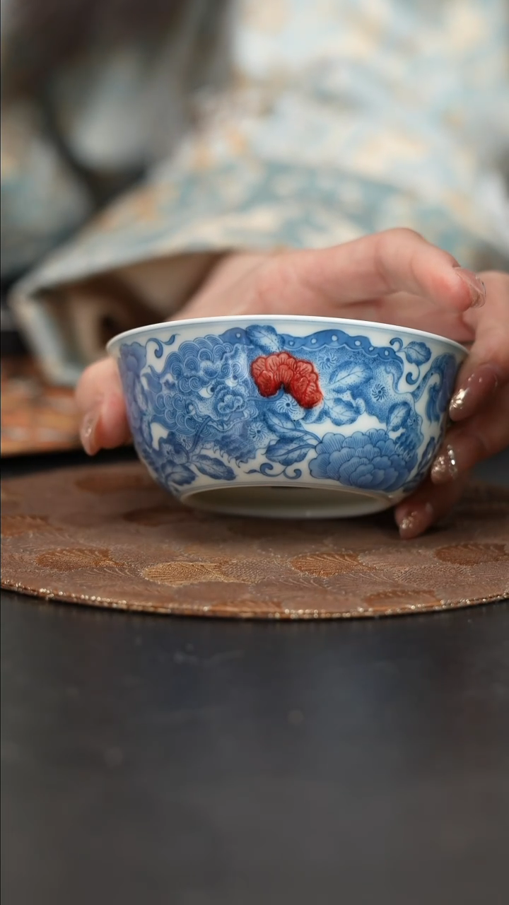 【闪购商品】杯屹朴堂釉里红狮子杯