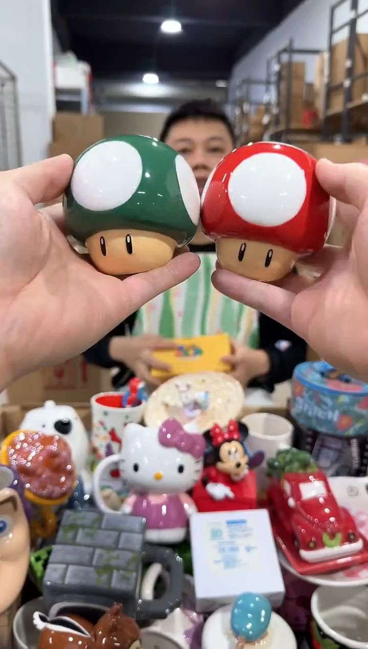 瓷片原盒蘑菇粉瓶