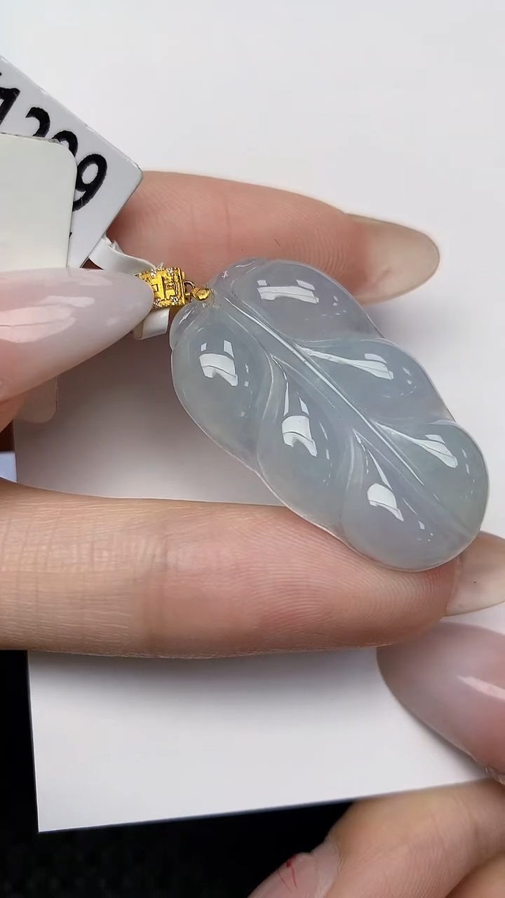 【闪购商品】翡翠颈饰18K金镶嵌天然翡翠A货