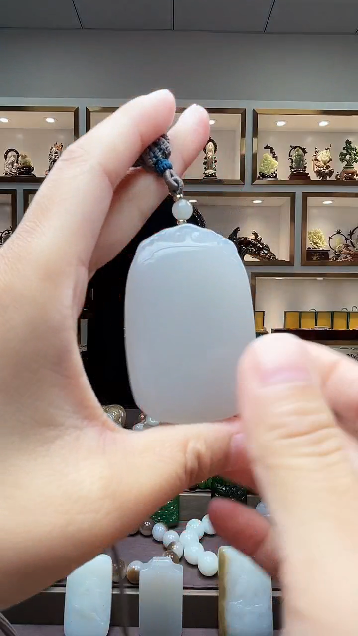 【闪购商品】和田玉颈饰未镶嵌苏