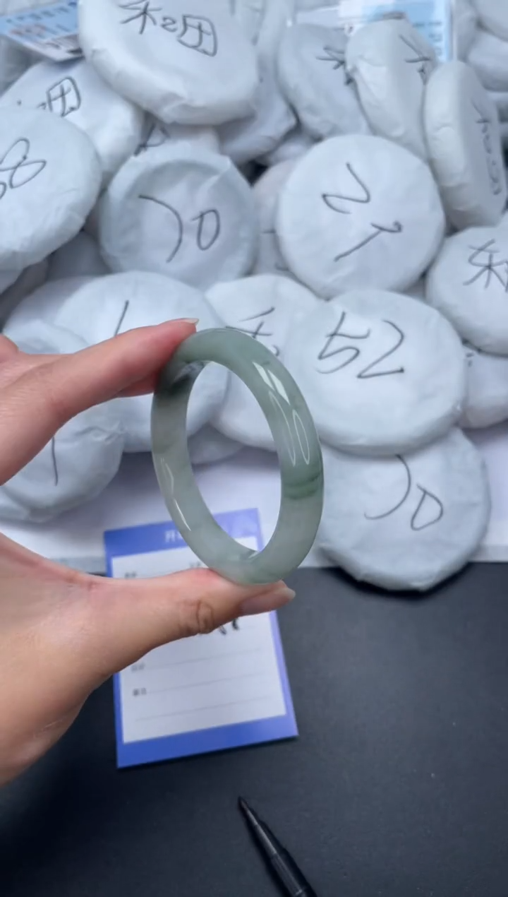 石英质玉手镯未镶嵌130-53.7PH