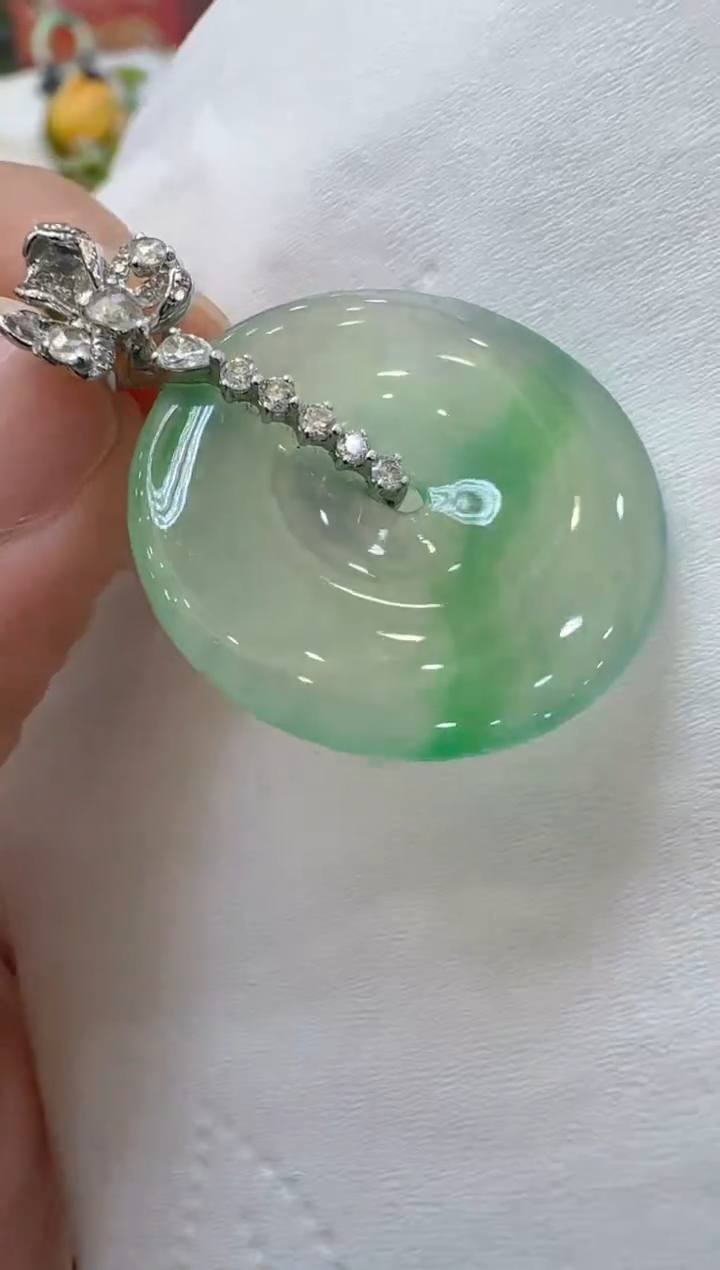 【闪购商品】翡翠吊坠(不含链)18K金镶嵌多样性团购发一件