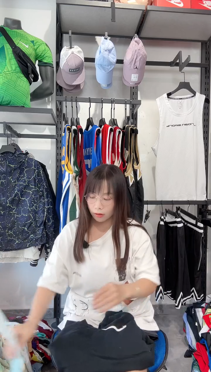 1769编码 瑕疵款以直播间过款为准 尺码S130
