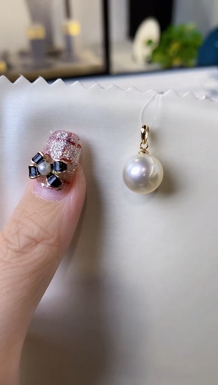 【闪购商品】海水珍珠吊坠(不含链)18K金镶嵌10-11海水珍珠吊坠