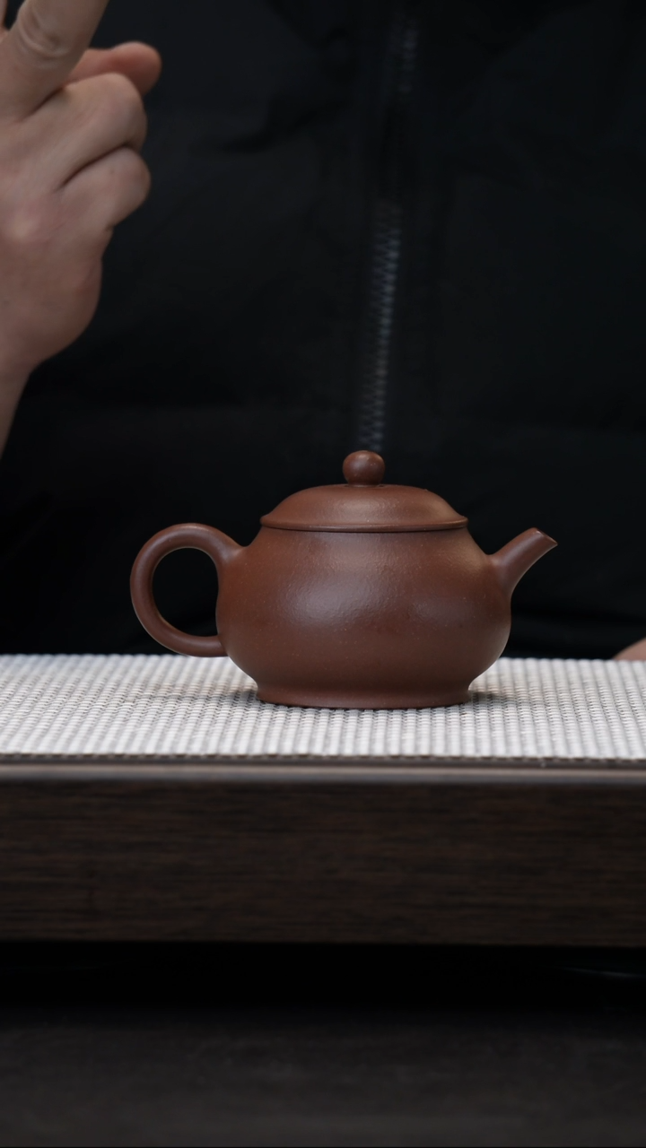 【闪购商品】紫砂茶壶原矿紫砂壶四号井底槽清潘壶180cc