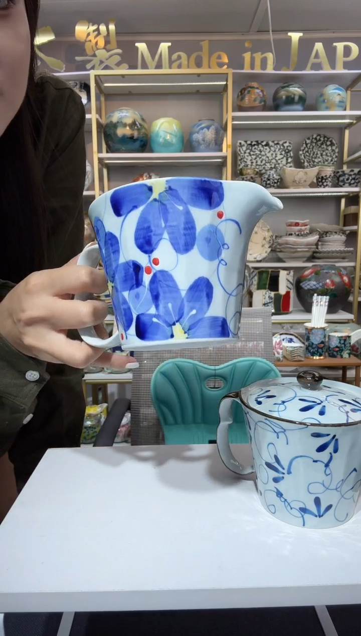 陶瓷有田烧茶壶一只蓝色