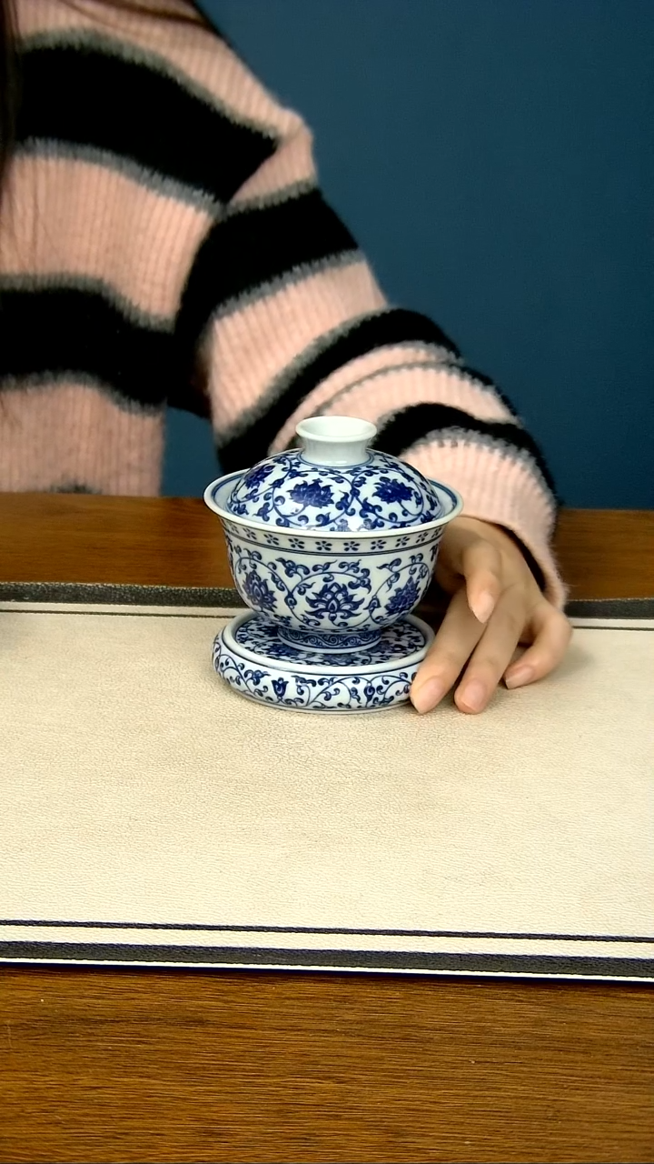 【闪购商品】青花缠枝莲两件套---------