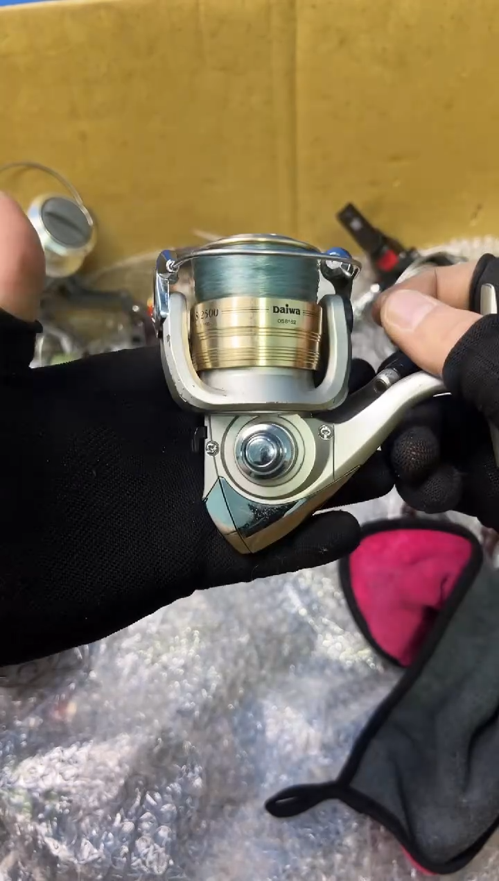 别**去微瑕钓鱼轮，直播间讲解为准，看清楚再拍，如有拆卸不退换