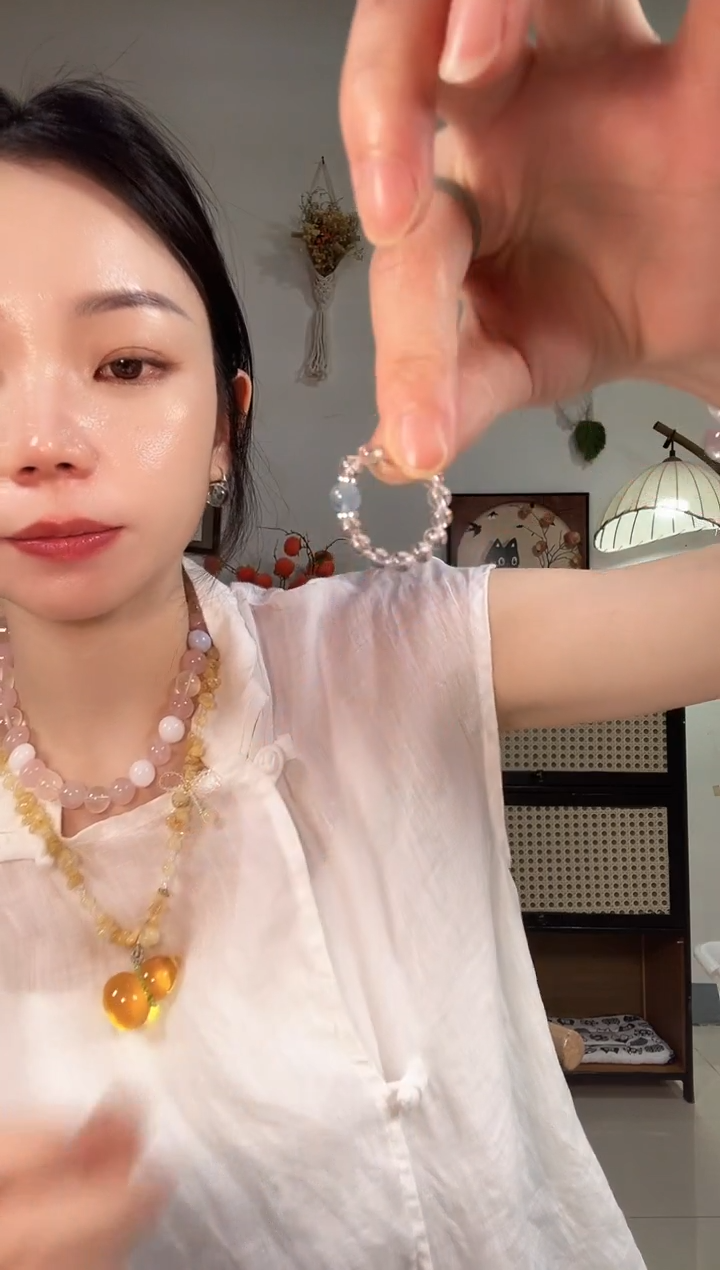 未镶嵌颈饰水晶Q661QQQQ