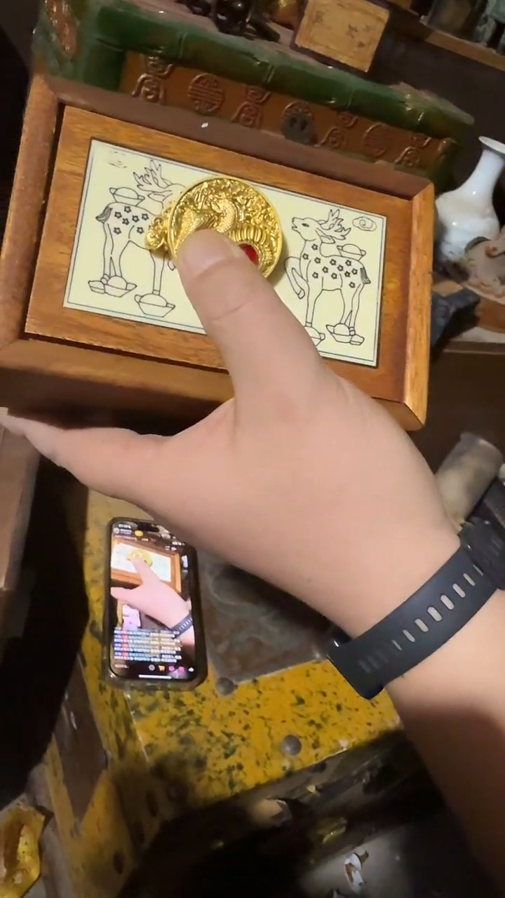 木      小鹿盒子带牌子