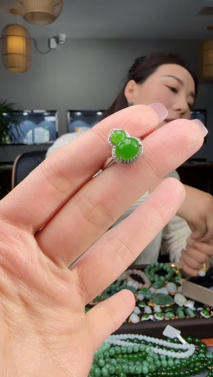 银S925镶嵌戒指和田玉1