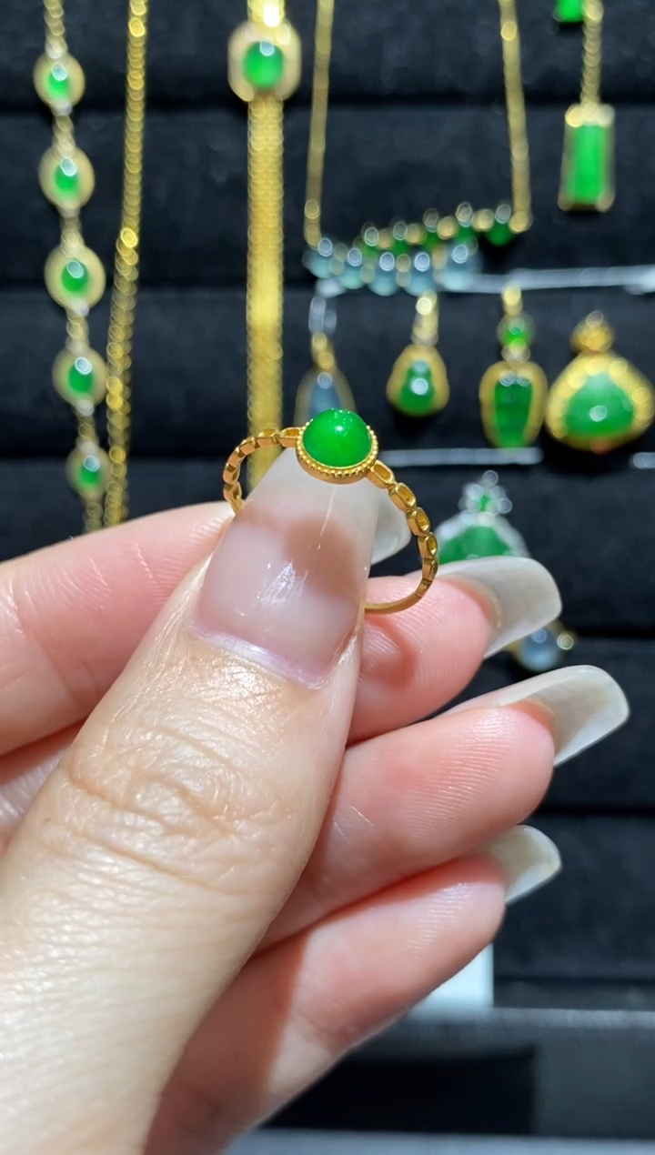 【闪购商品】翡翠戒指18K金镶嵌戒指