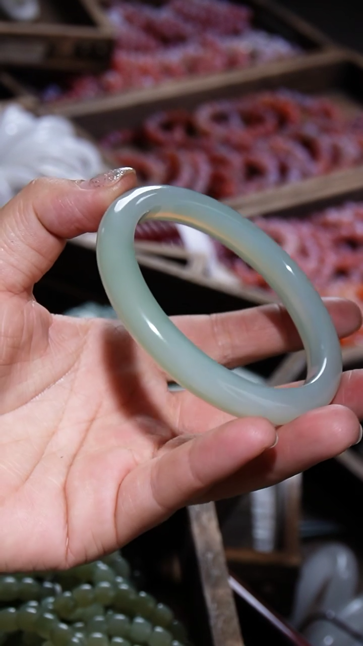 【闪购商品】玛瑙/玉髓镯子未镶嵌001   62.4圈口