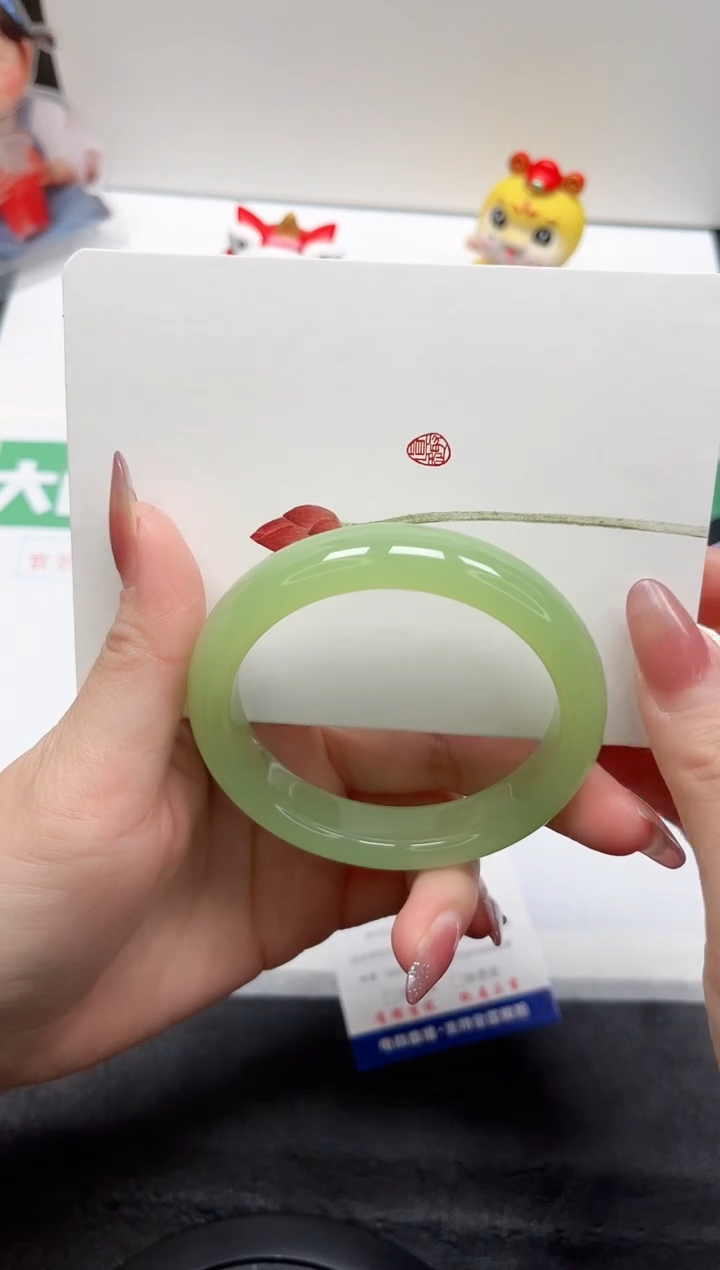 【闪购商品】石英质玉手镯未镶嵌76-58