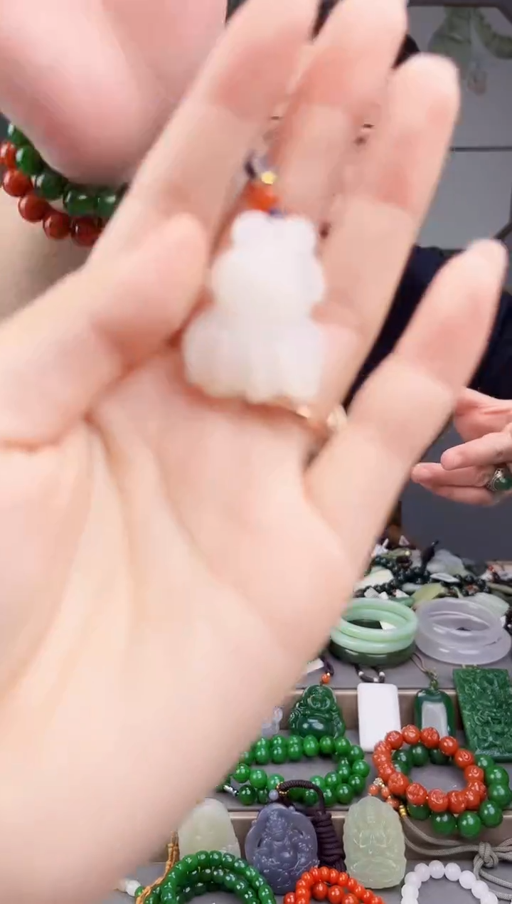 颈饰未镶嵌和田玉多样性发货拍一发一