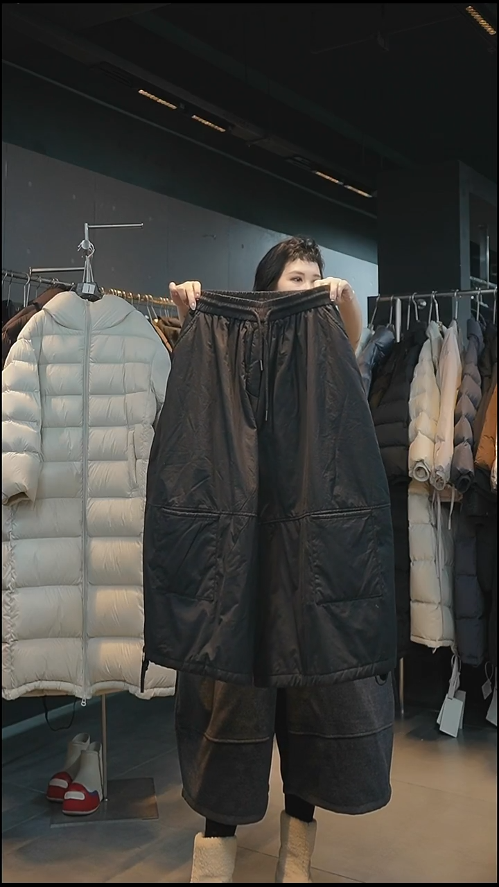 8分黑色裤子8分黑色裤子