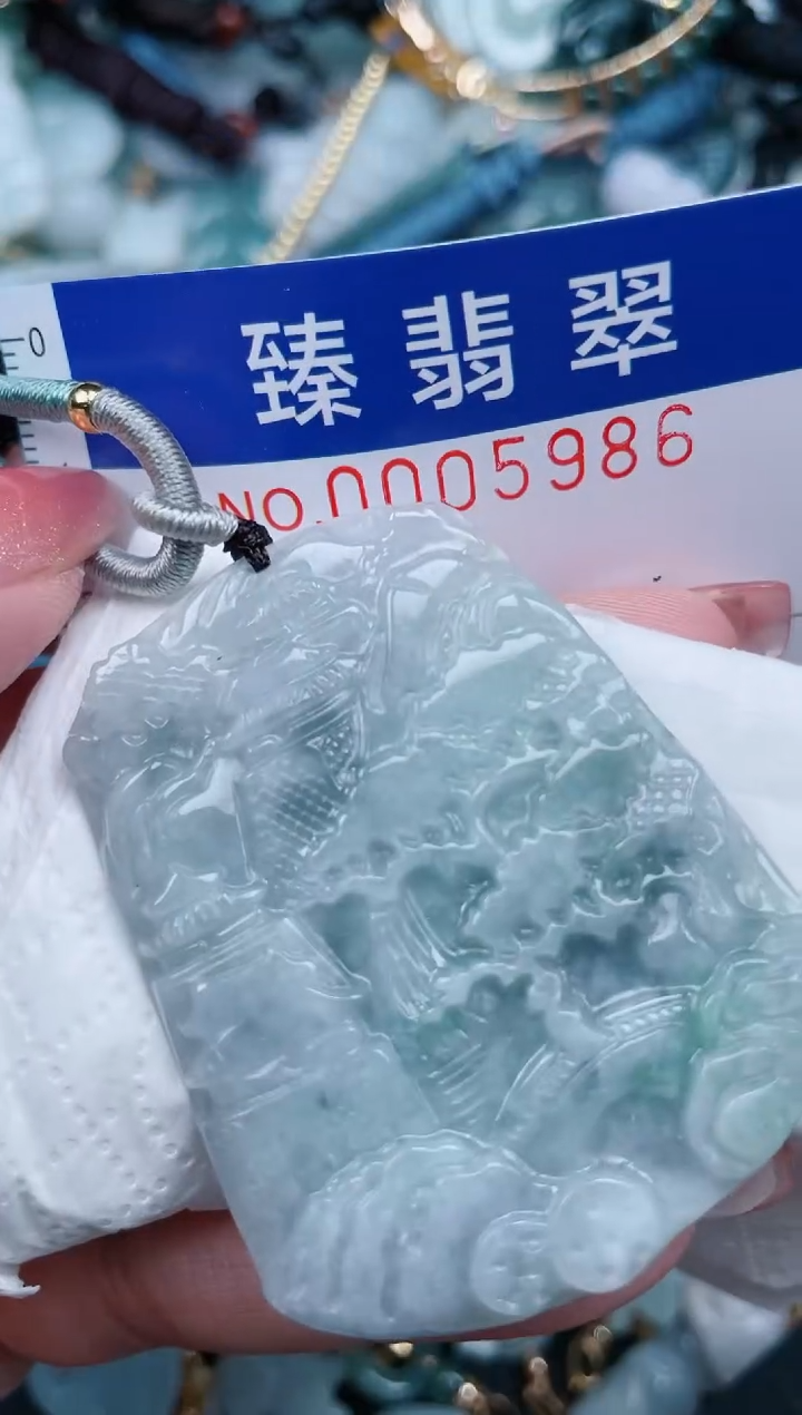 【闪购商品】翡翠颈饰未镶嵌.0005986