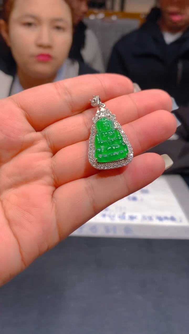 【闪购商品】定制翡翠未镶嵌37定制翡翠-多样性发货（发其一）