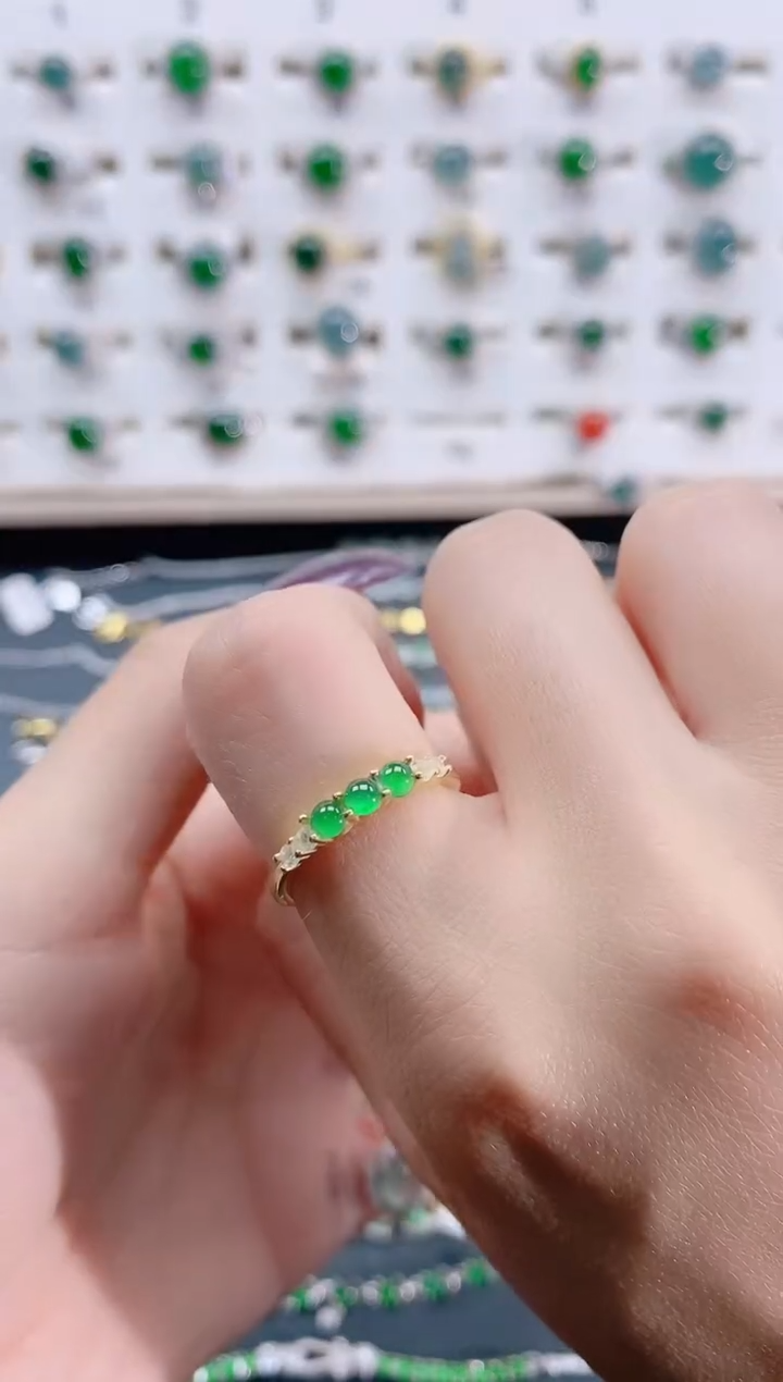 【闪购商品】翡翠戒指银S925镶嵌天然翡翠