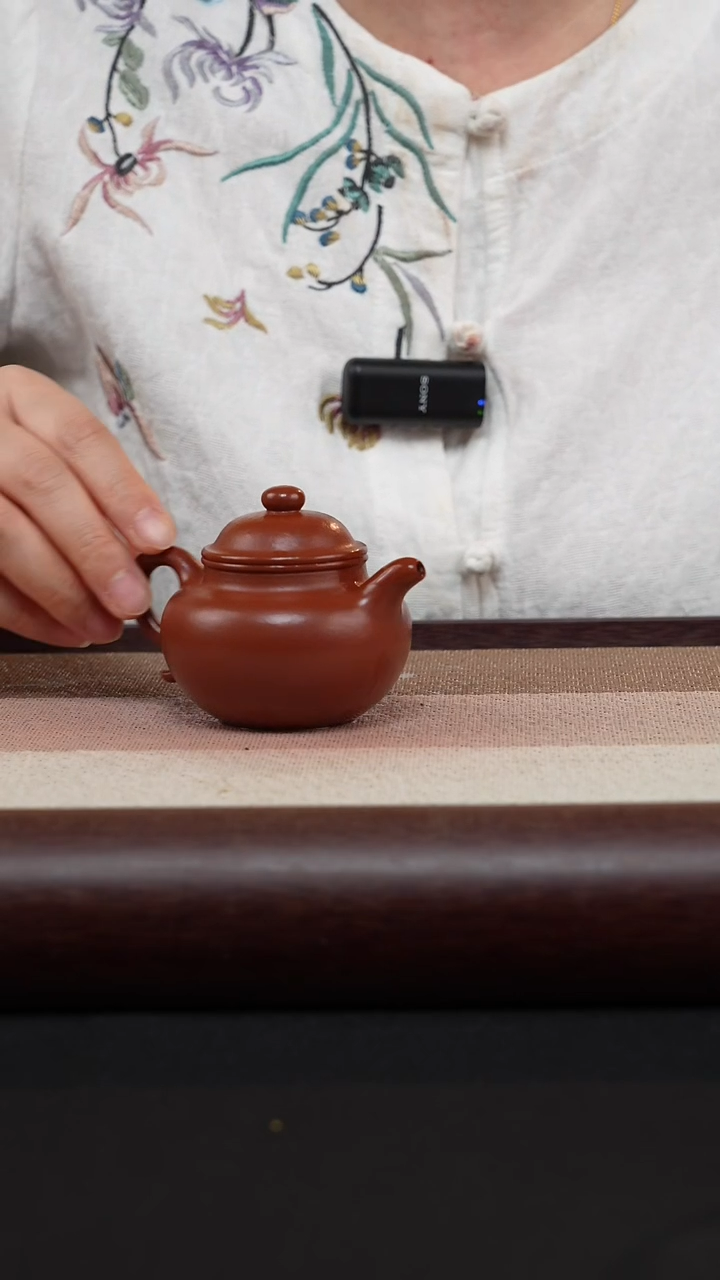 【闪购商品】紫砂茶壶朱泥-莲子MH-1814