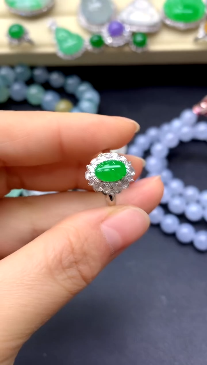 18K金镶嵌戒指翡翠355-中国好珍宝