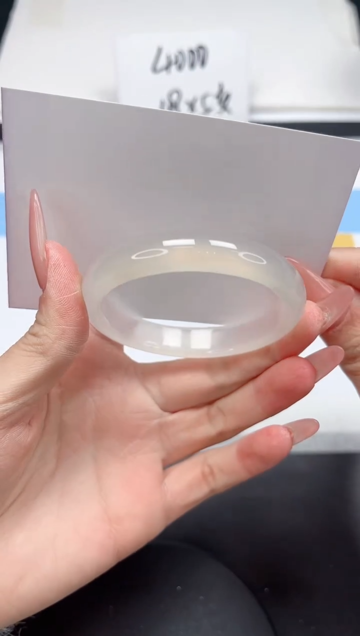 【闪购商品】石英质玉手镯未镶嵌15-50.9