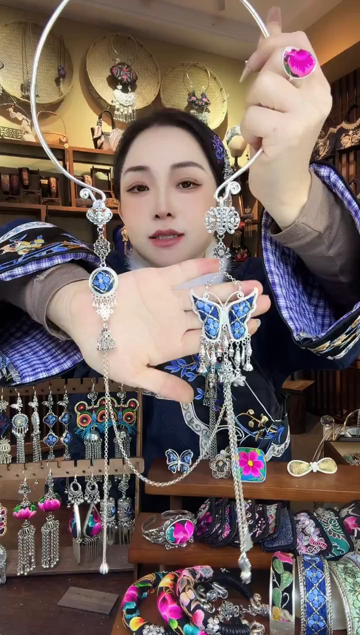 刺绣非遗刺绣民族风压襟