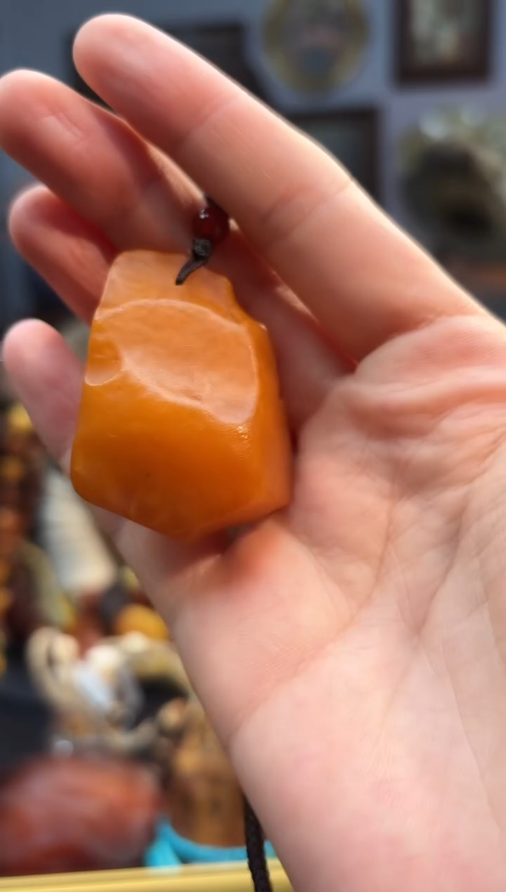 琥珀颈饰未镶嵌吊坠