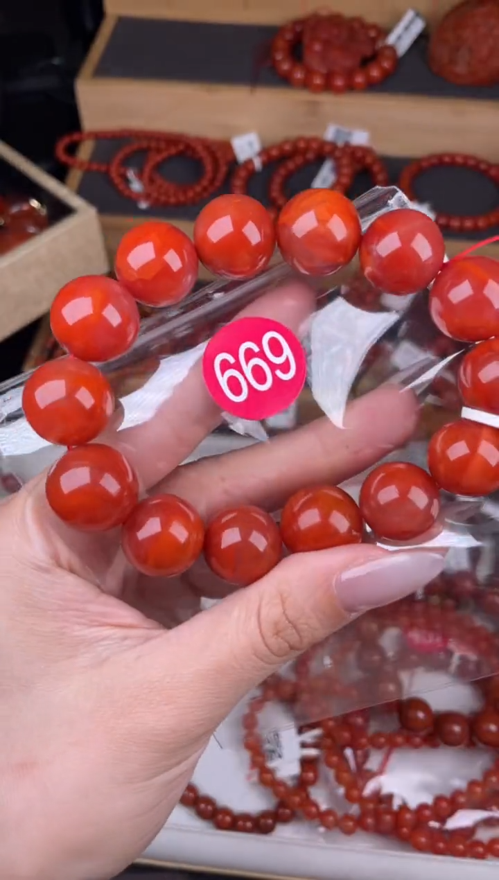 【闪购商品】南红玛瑙珠宝奇石未镶嵌669-16