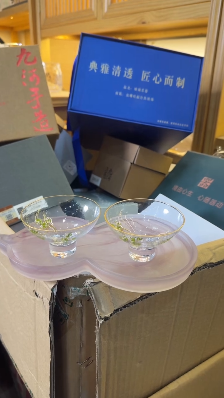 梨花白燕高足盏拍一发二