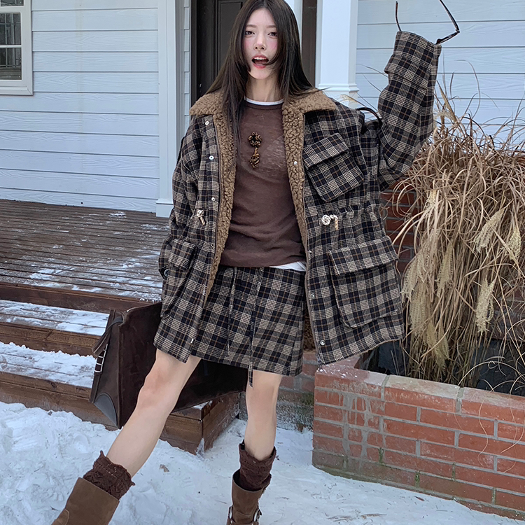 河岸家买手店YANAG简约百搭格纹细绳毛呢迷你半身裙女25秋冬新款