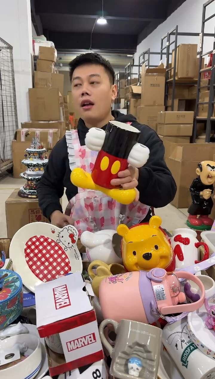 瓷片陶瓷米奇筷子筒