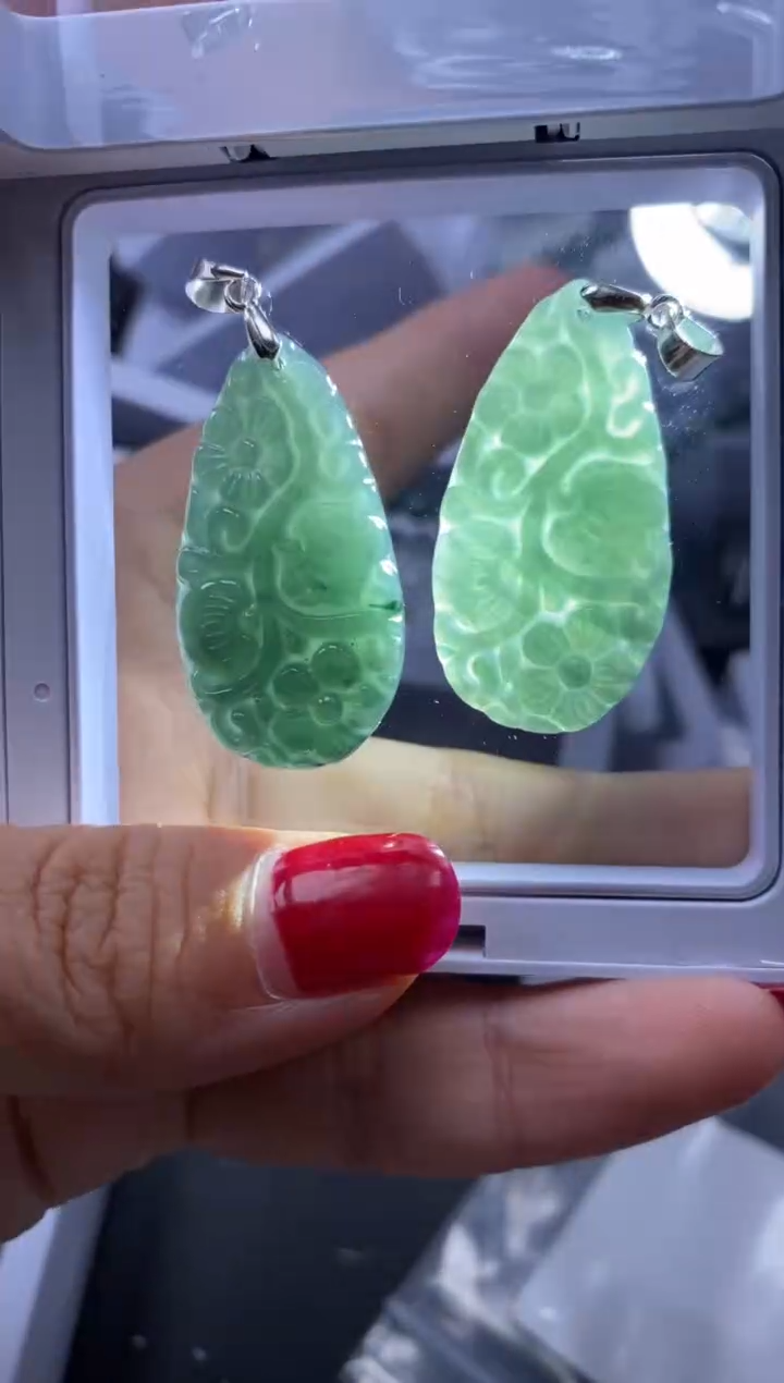 【闪购商品】翡翠吊坠(不含链)未镶嵌168