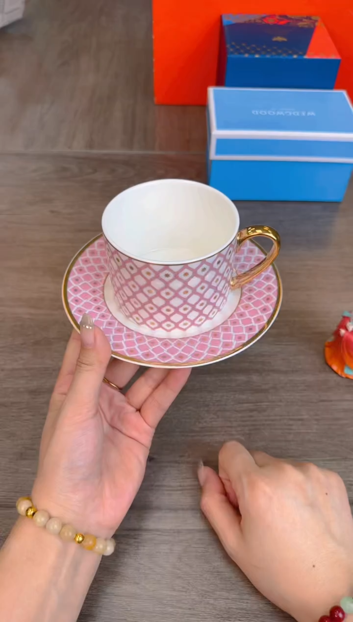 瓷片新号开播漏不停@@H1843