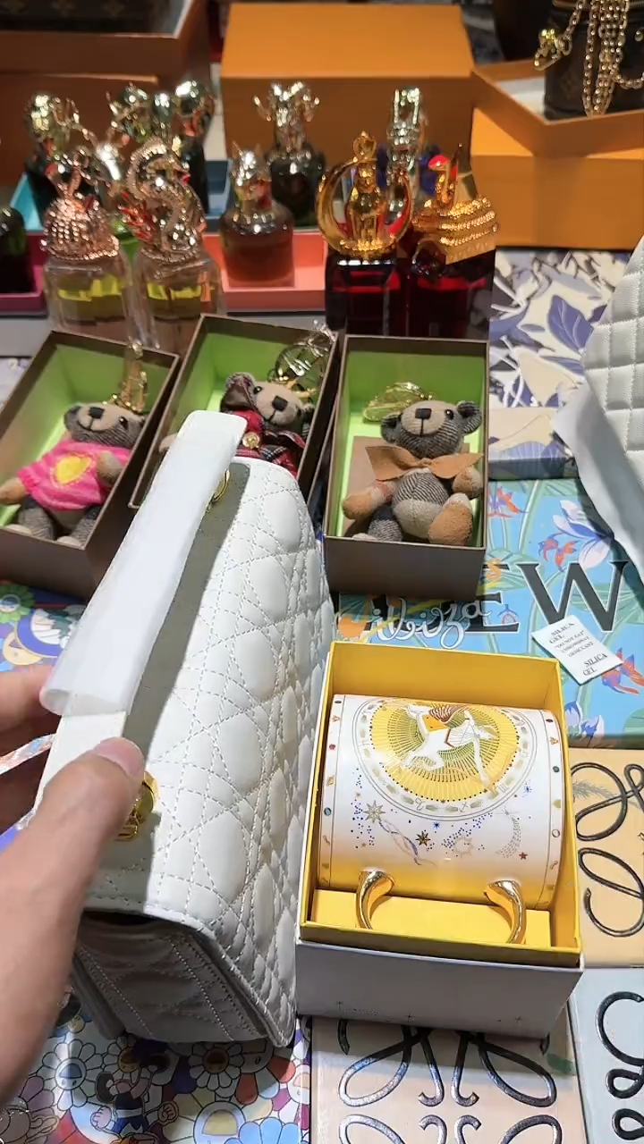 【闪购商品】瓷片换类目孤品单品一件不留d链条白