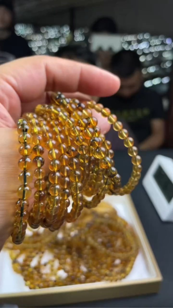 未镶嵌琥珀手串13362-E13-多样性发其一