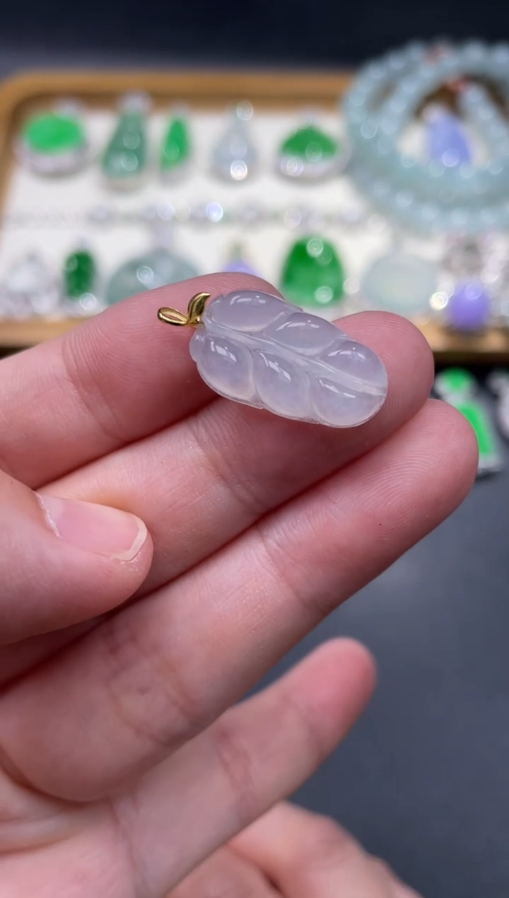 【闪购商品】翡翠颈饰18K金镶嵌62.........