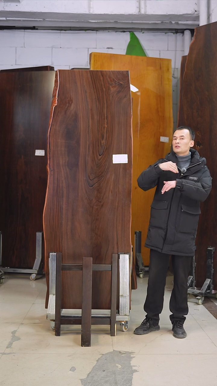 阿*AD-637大叶紫檀212.5*71*8加黑三角支架*2