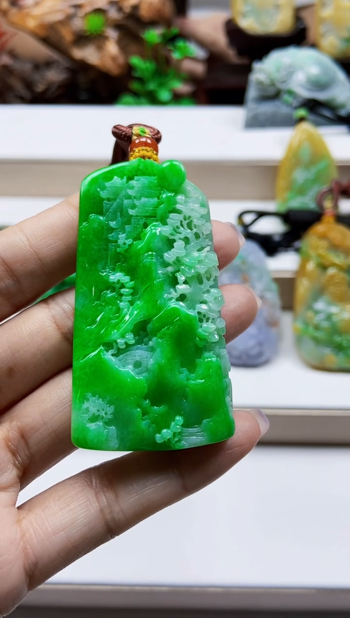 颈饰未镶嵌翡翠翡翠A货