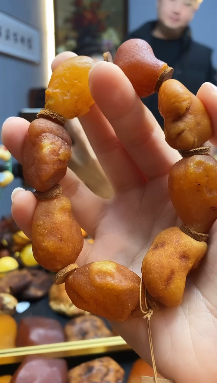 琥珀颈饰未镶嵌手串
